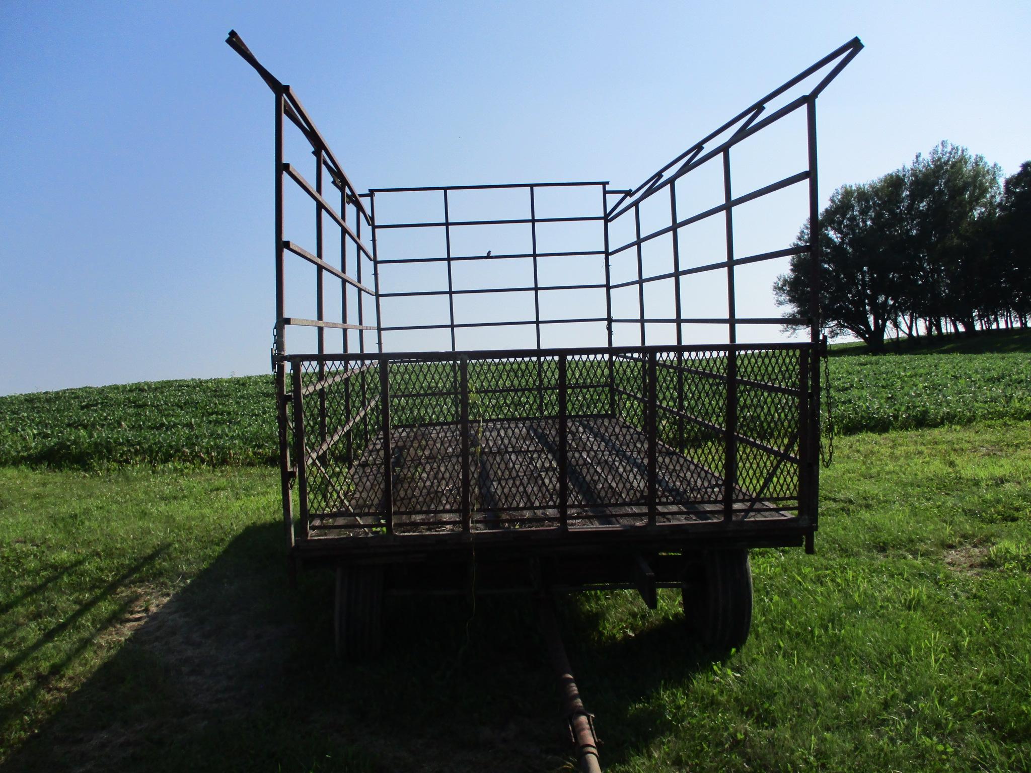 9' x 16' metal bale wagon