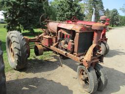 Farmall F20 on rubber, engine stuck