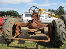 Farmall F20 on rubber, engine stuck
