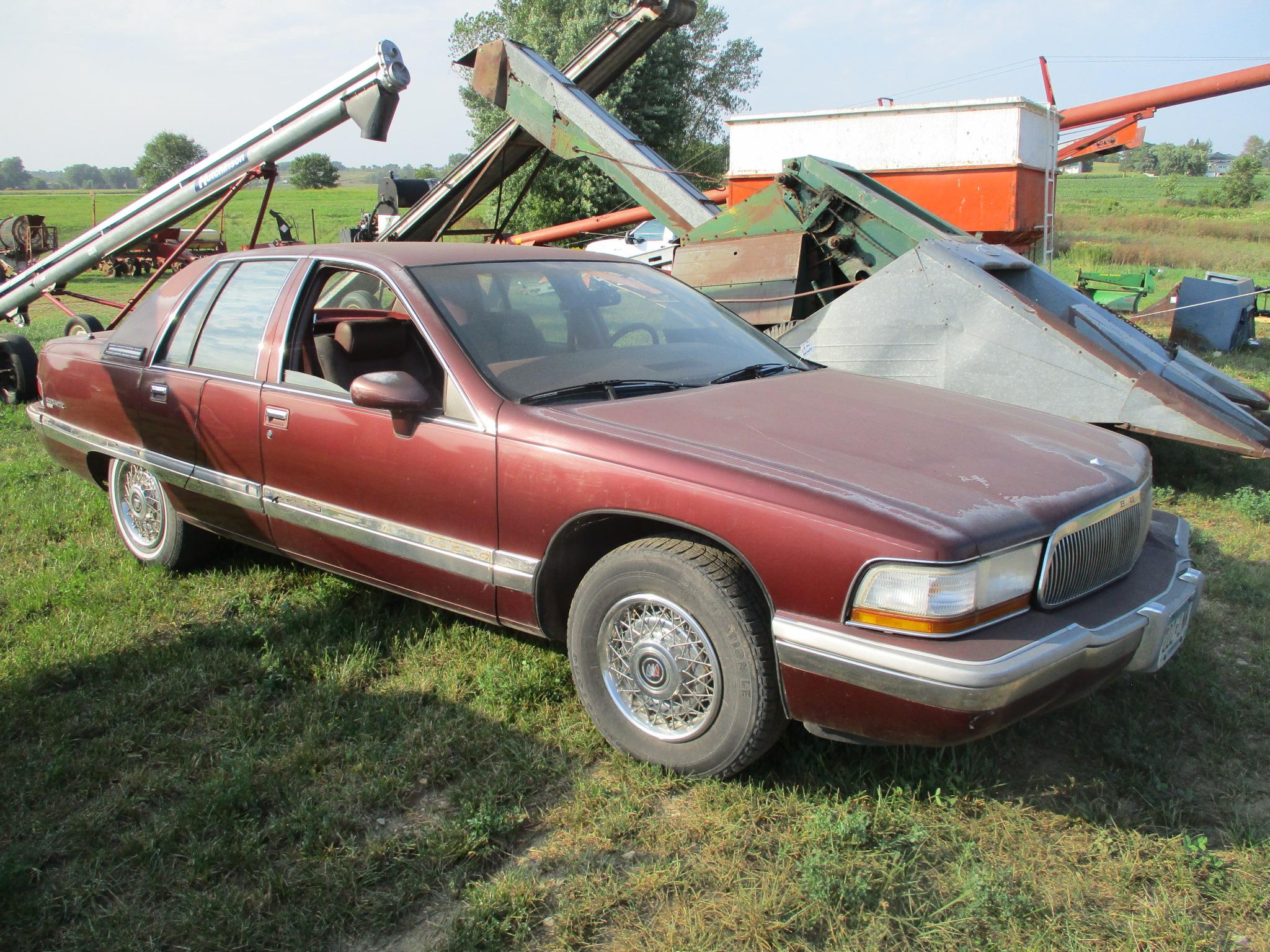 1992 Buick RoadmasterLimited, 141,634 one owner miles, LS1 motor, power windows & locks