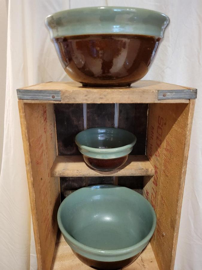 (3) OOMPH BOWLS (6", 8", 10") 6" HAS GLAZE POPS, 8" MFG BOTTOM IMPERFECTION