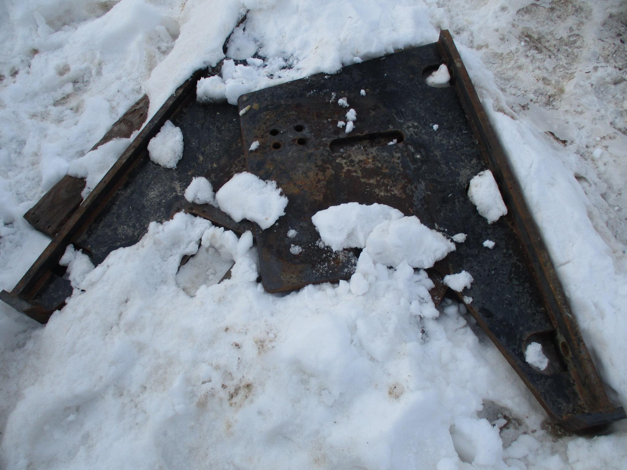 Shop Built 25', 8" swing arm, reduced to 6" pul, JD 4WD Mnt. bracket, 8" slicer valve