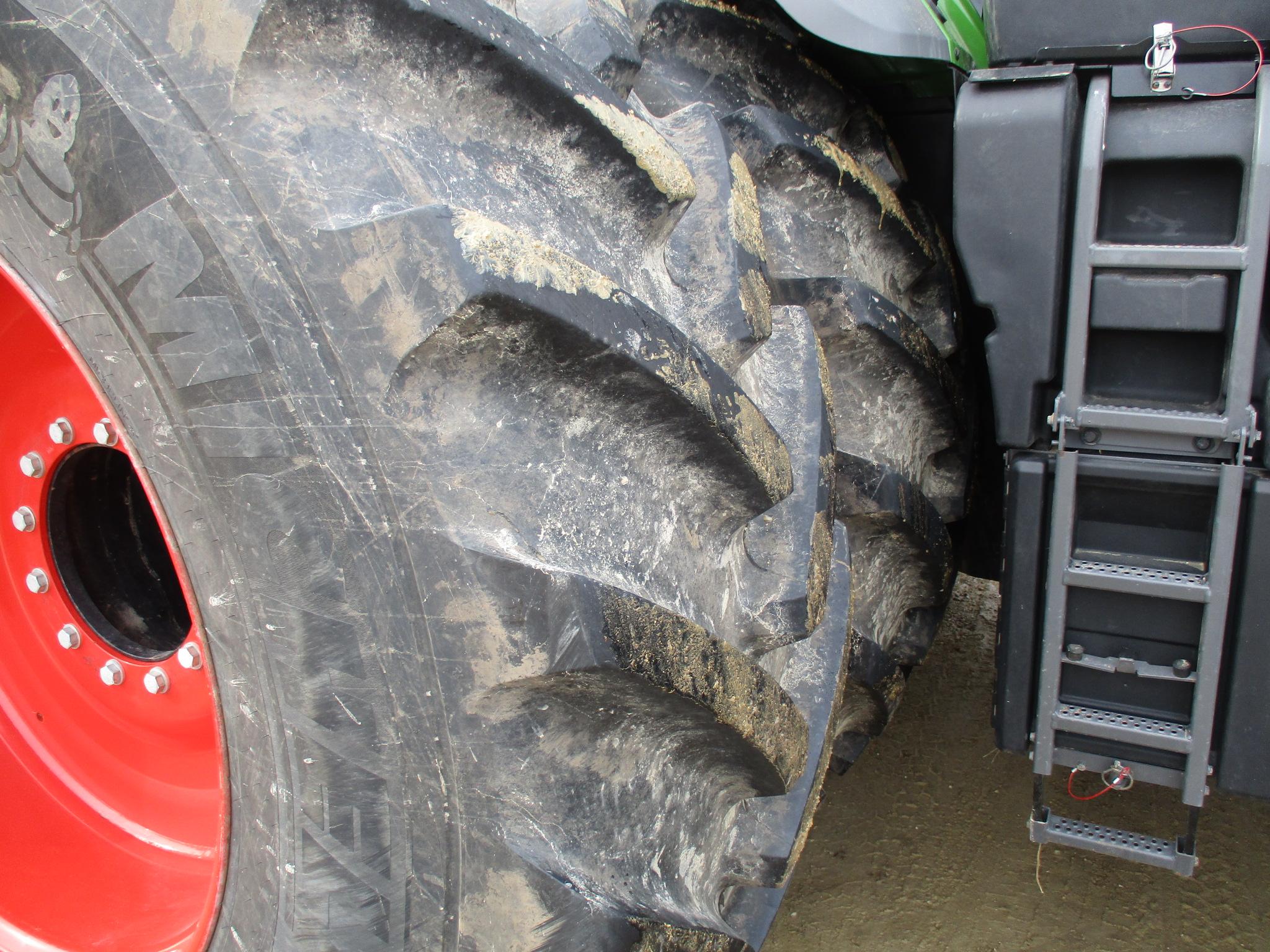 2021 Fendt 1050 Vario MFWD, 857 Act one owner Hrs. left hand reverser, joy stick, 34 MPH, Wasp