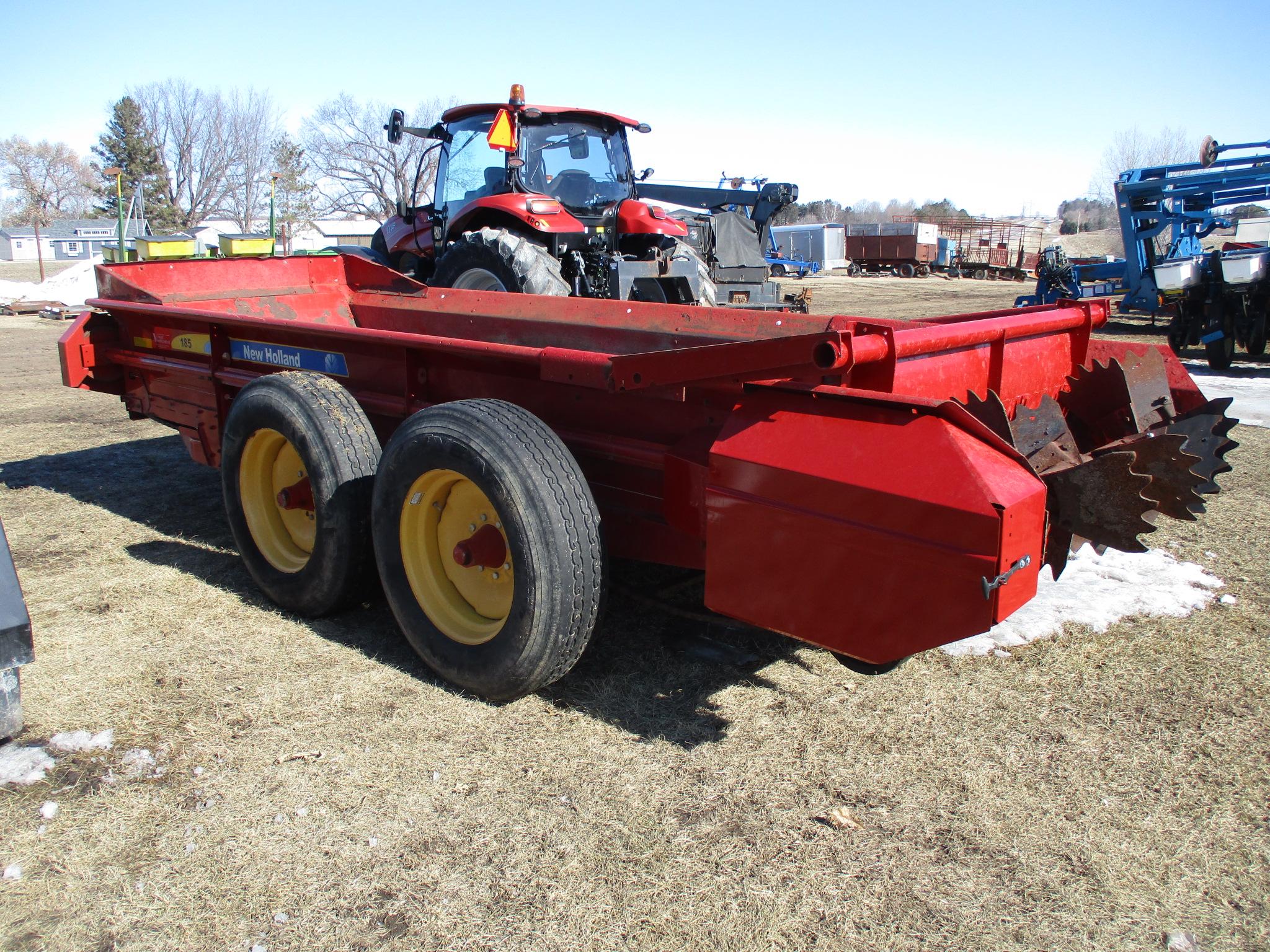 New Holland 185 manure spreader, tandem, Hyd end gate