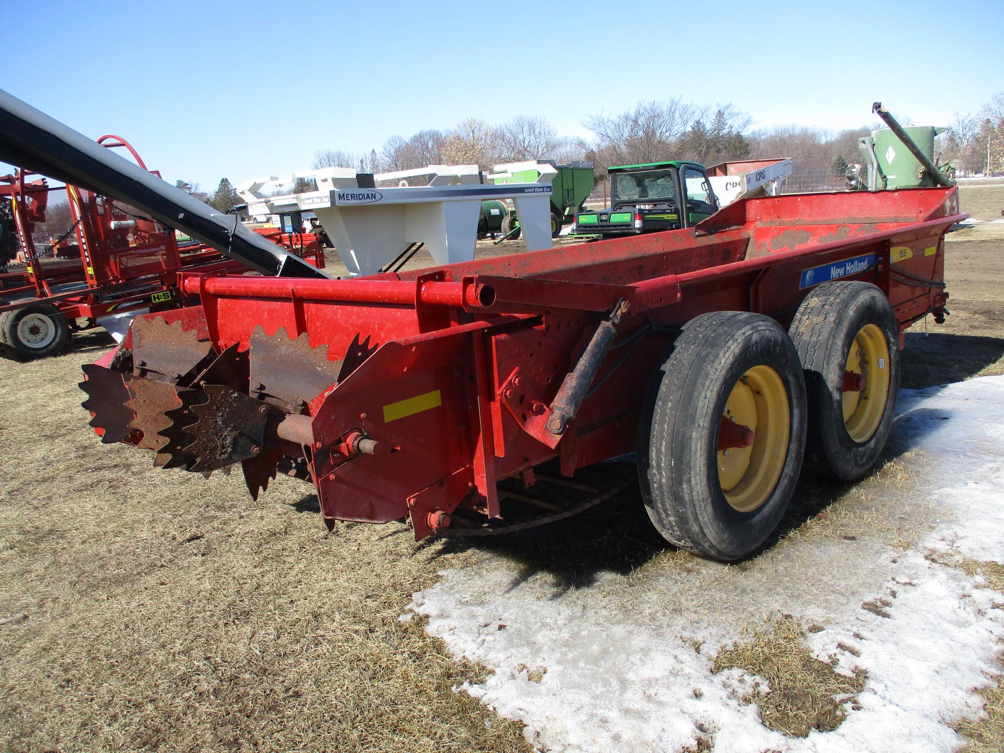 New Holland 185 manure spreader, tandem, Hyd end gate