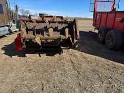 New Holland 195 tandem manure spreader, hyd end gate, top beater, Hyd apron, Adj speed, Pinto chain