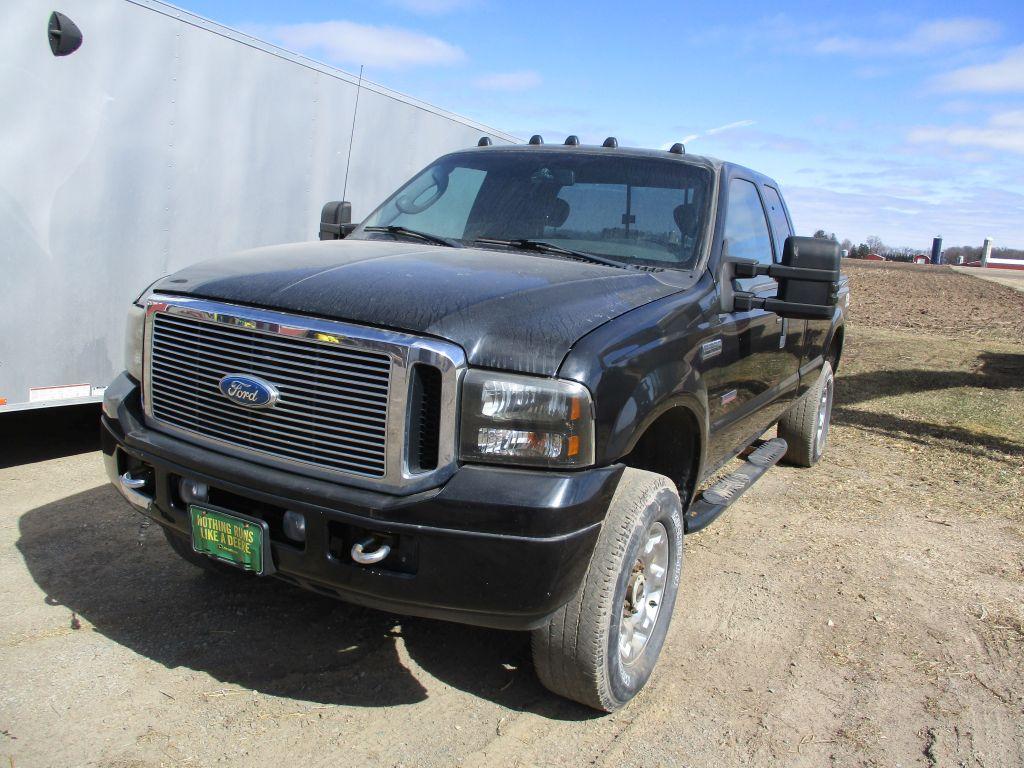 2007 Ford F350 Lariat, Super Duty Dsl Power Stroke, 4x4, 162,605 miles showing, ext cab, leather