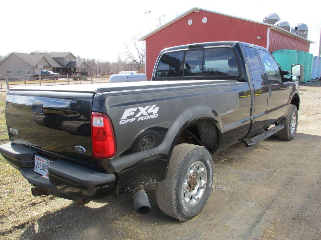 2007 Ford F350 Lariat, Super Duty Dsl Power Stroke, 4x4, 162,605 miles showing, ext cab, leather