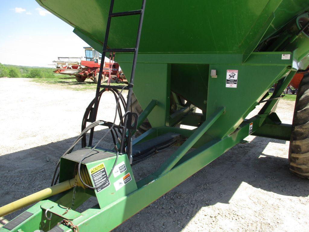 Kil Bros 1170 Grain cart, roll tarp, 24.5-32 tires