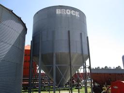 Brock 2,000 Bushel wet holding bin, Buyers sole responsibility for removal, 60 days for removal
