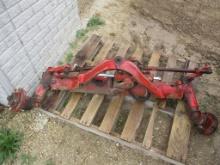 IH tractor wide front