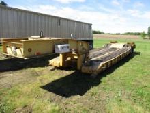1980's 40' Detach trailer, 20' well, 10' neck, 10' tail, ramps