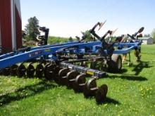New Holland DMI ST775, 7 shank ripper, Frt & rear colters