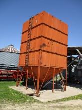 2,200 Bushel wet holding bin, Buyers sole responsibility for removal