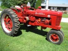 Farmall Super H, fenders, newer paint, new 12.4-36, runs & drives, SN#26858
