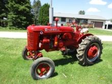 FArmall Super A, fenders, newer paint, new 11.2-24 tires, Need intake manifold, not running