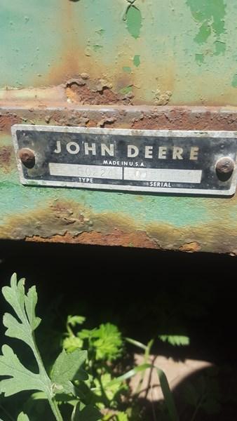 John Deere E0224 Square Baler