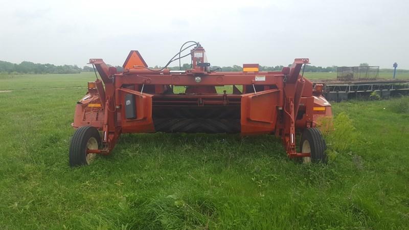 New Holland H7460 Swather