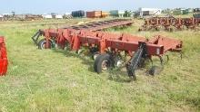 Case IH 1830 Cultivator