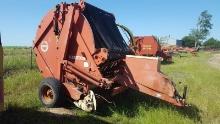 Hesston 5800 Round Baler