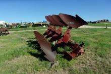 International 140 Rollover plow