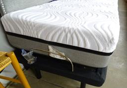 Serta Bed Adjustable Bed (Like New)