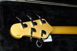 YAMAHA 5 STRING BASS GUITAR  WALNUT BODY LIKE NEW