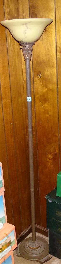 FLOOR LAMP