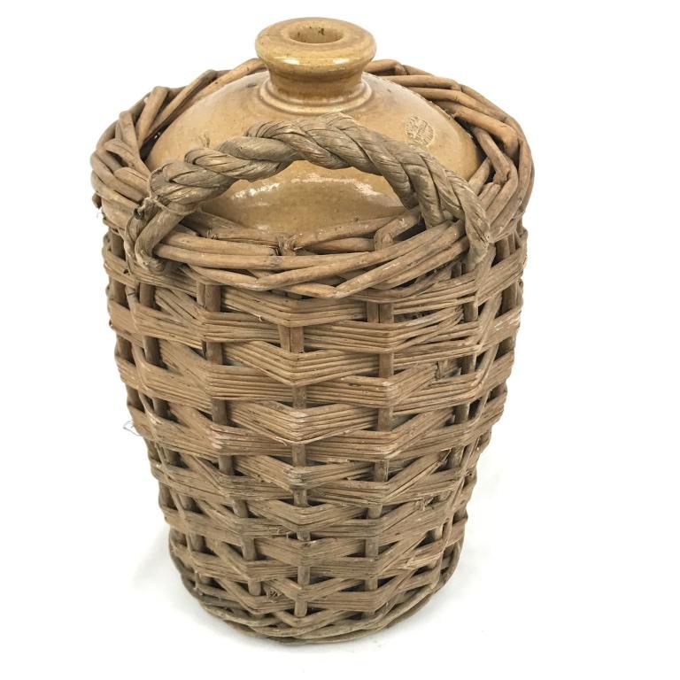 R. CARMICHAEL & SONS GOLDSTREAM 2843 POTTERY JUG
