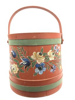 LARGE WOODEN HANDLED BASKET WITH LID