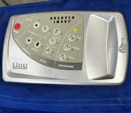 SHARPER IMAGE IJOY MASSAGE CHAIR