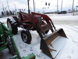 88104- INTERNATIONAL 574 TRACTOR W/IH 2250 LOADER, OPEN STATION, 2WD, DIESEL, 3PT., 2 PTO, 4286