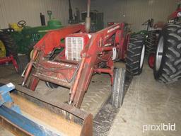 88104- INTERNATIONAL 574 TRACTOR W/IH 2250 LOADER, OPEN STATION, 2WD, DIESEL, 3PT., 2 PTO, 4286