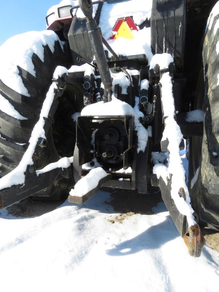 92640- CASE IH 7110 TRACTOR, MFWD, W/HUB DUALS, ORIGINAL, 3PT, 2 PTO, 3 HYDRAULIC, 6376 HRS SHOWING