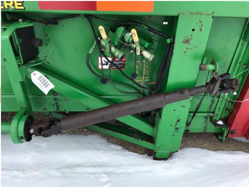 92688- JOHN DEERE 893 8 ROW 30" CORN HEAD, STANDARD DECK AND ROLLS, DOUBLE DRIVE, #697001
