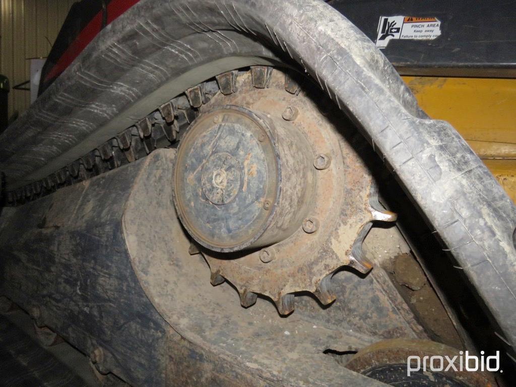 92729- 2005 NEW HOLLAND LT 185 B TRACK SKID STEER, 2 SPEED, CAB, 3097 HOURS SHOWING,(600 HOURS ON