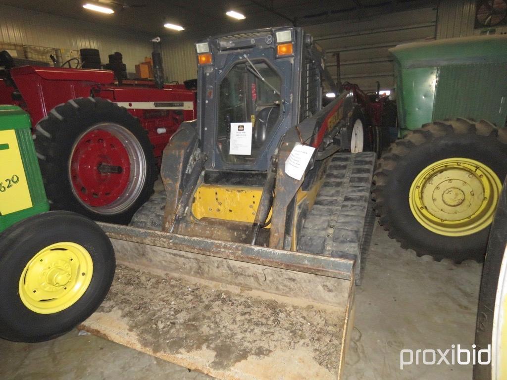 92729- 2005 NEW HOLLAND LT 185 B TRACK SKID STEER, 2 SPEED, CAB, 3097 HOURS SHOWING,(600 HOURS ON