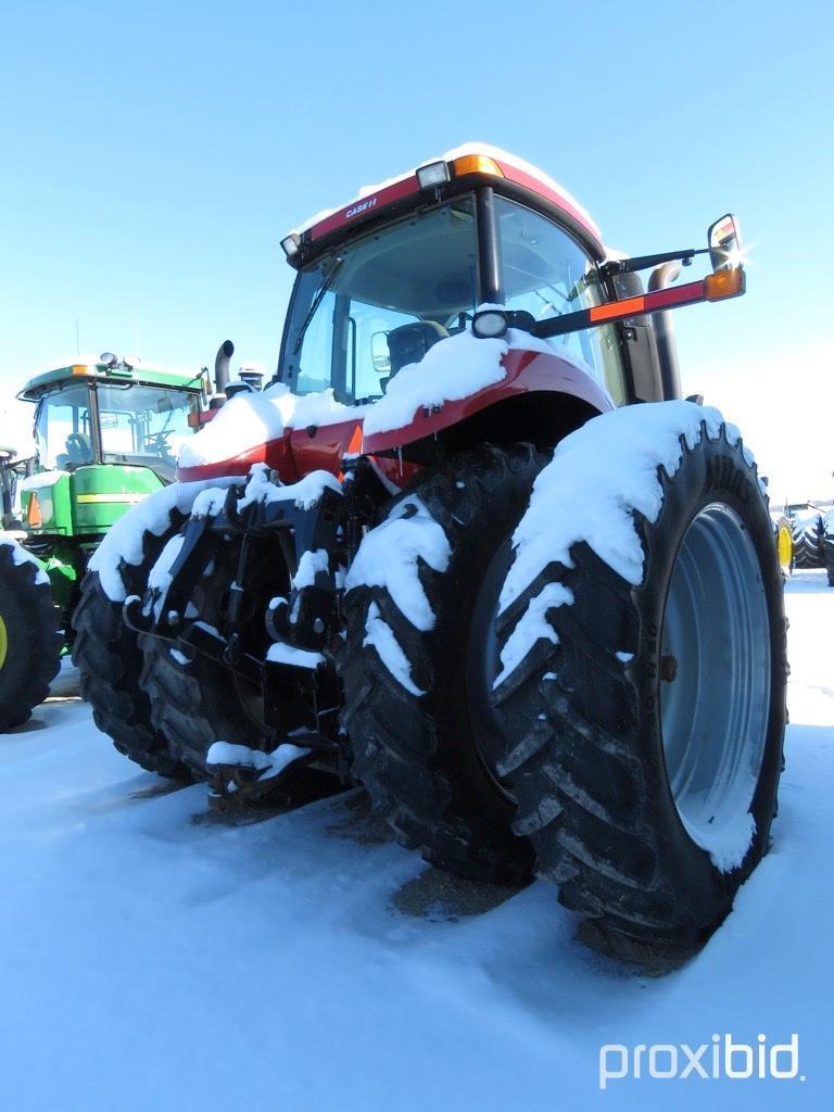 93113- CASE IH 260 MAGNUM TRACTOR, MFWD, CAB AIR/HEAT, POWER SHIFT, 480/80/50 W/DUALS, FRONT