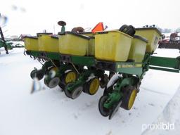 92962- JOHN DEERE 7200 4 ROW 36" PLANTER, DRY FERTILIZER, DOUBLE DISC OPENERS, NO-TILL, INSECTACIDE