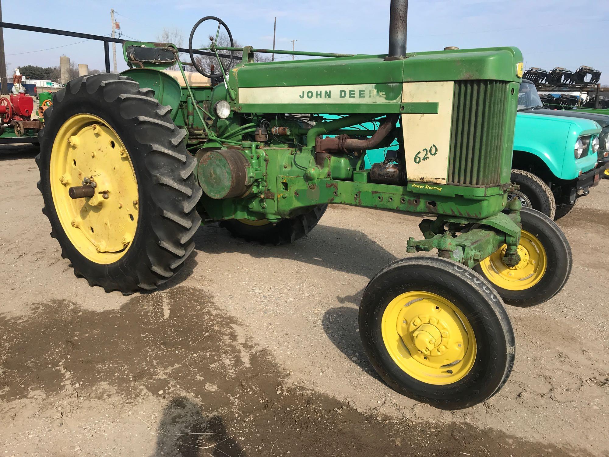 93717- JOHN DEERE 620 TRACTOR