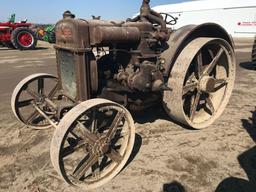 95701- CASE 18-32 TRACTOR