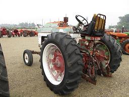 94113- IH 560 LP TRACTOR