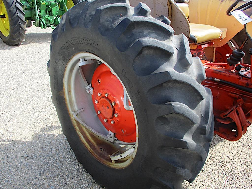 94342- CASE 470 TRACTOR