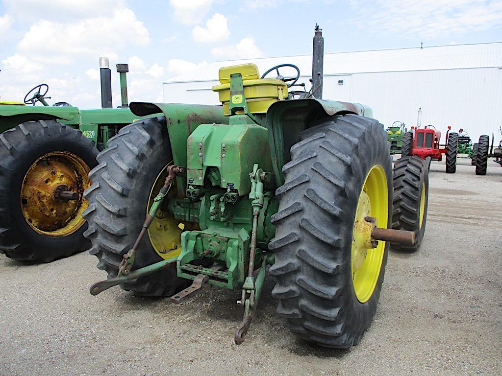 97719- JOHN DEERE 4520 DSL TRACTOR