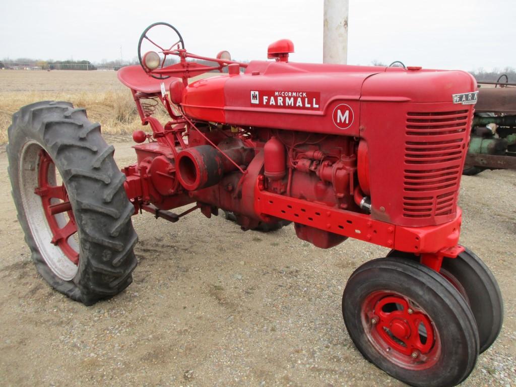3270-IH M TRACTOR