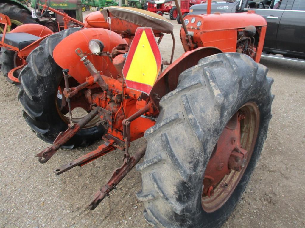 4609-CASE VAC TRACTOR