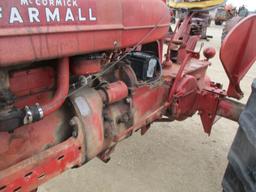 5720-IH M TRACTOR