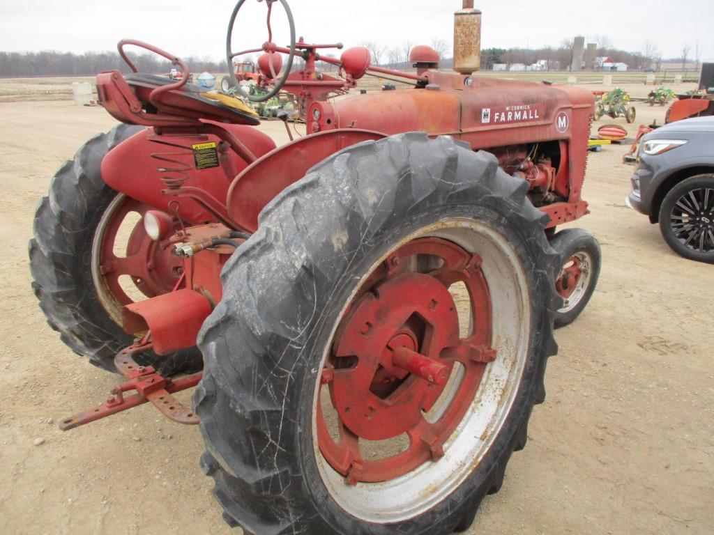 5720-IH M TRACTOR