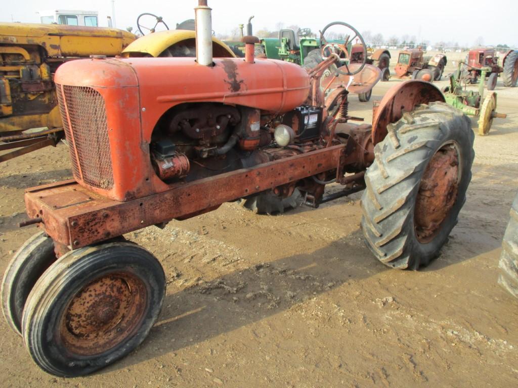 5827-AC WD TRACTOR