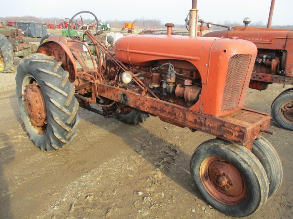 5827-AC WD TRACTOR
